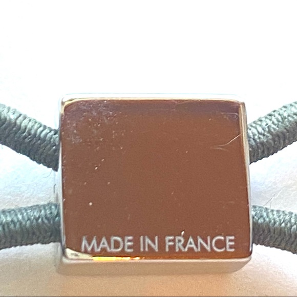 LOUIS VUITTON HAIR TIE❤️ - Picture 4 of 7